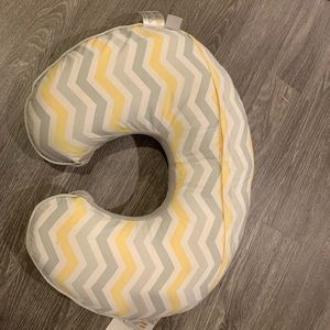 Boppy pillow